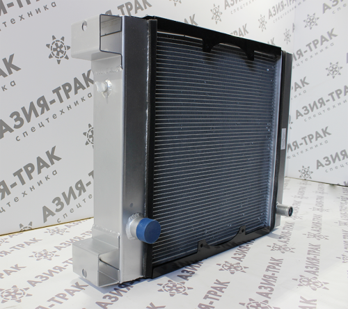 Радиатор охлаждения двигателя Komatsu D31 фото 3